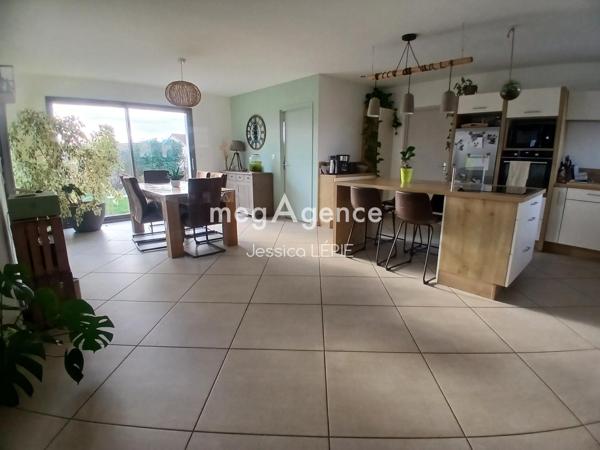 Maison à Niort, 79000 - 5 pièces 131m²