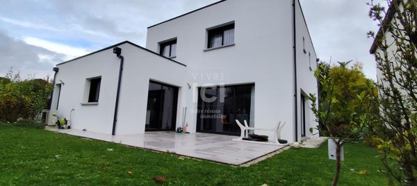 A VENDRE ! Rare sur le secteur d'Orvault-Bourg !Maison 160 m2 , 5 chambres
