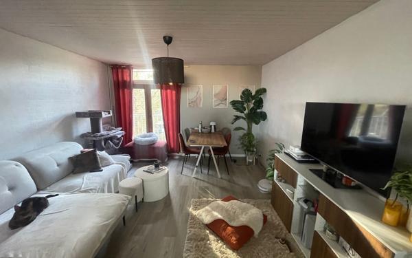 Appartement à vendre    3 pièces • 71 m2 La Seyne-sur-Mer