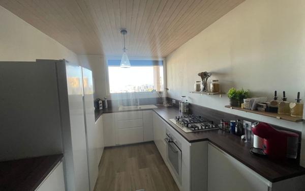 Appartement à vendre    3 pièces • 71 m2 La Seyne-sur-Mer