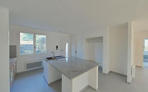 Maison à louer    4 pièces •  Romans-sur-Isère