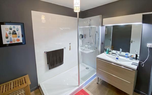 Appartement à vendre    3 pièces • 92 m2 Cormontreuil