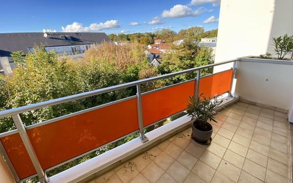 Appartement à vendre    3 pièces • 92 m2 Cormontreuil