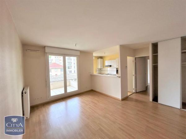 Appartement à louer 3 pièces 57.4m²
