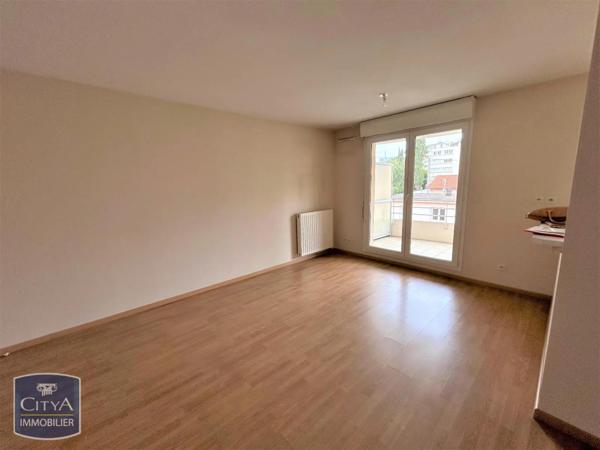 Appartement à louer 3 pièces 57.4m²