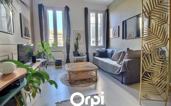 Appartement à vendre    2 pièces •  Marseille 7