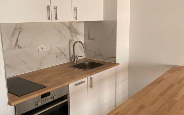 Appartement à louer    1 pièce • 25,31 m2 Paris 19