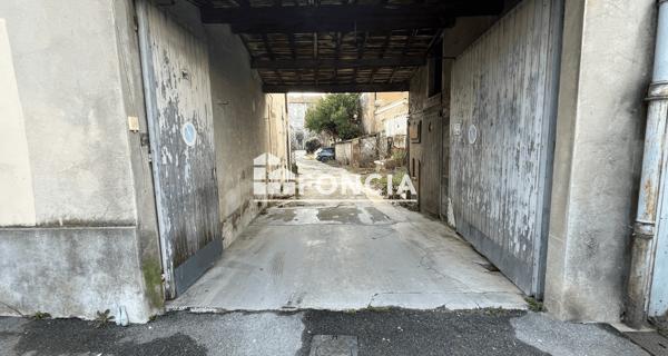 Location Parking 10 m² - Valence 26000
