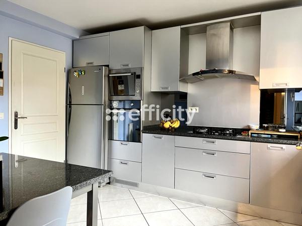 Maison 5 pièces - 171 m²