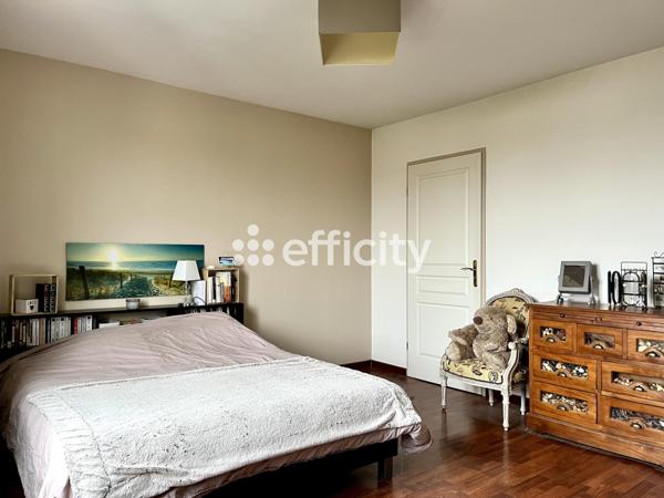 Maison 5 pièces - 171 m²