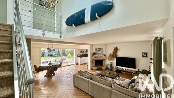 Maison à vendre 6 pièces 140 m² Lésigny