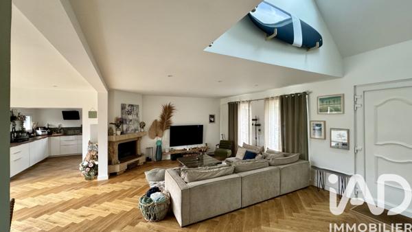 Maison à vendre 6 pièces 140 m² Lésigny