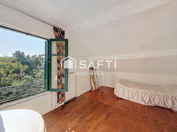 Maison familiale de 155m²environ de surface au sol avec dépendance  secteur plateau Vitry sur Seine/ Villejuif