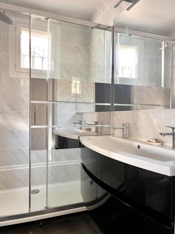 Maison
         4 pièces
        - 90 m² Exclusivité 289 000 € *