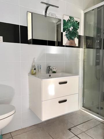 Maison
         4 pièces
        - 90 m² Exclusivité 289 000 € *