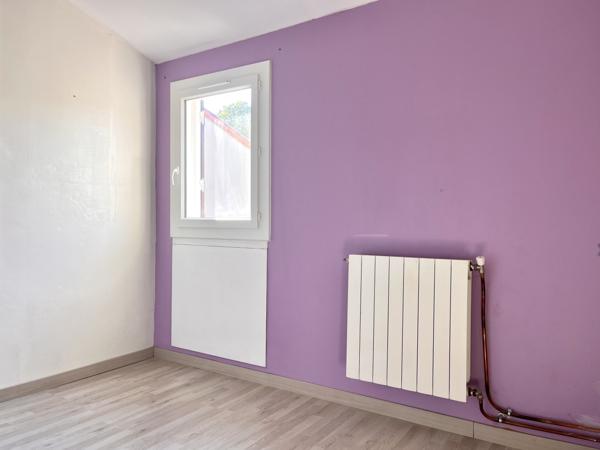 Maison
         4 pièces
        - 90 m² Exclusivité 289 000 € *