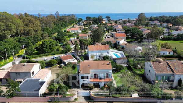 Lucciana – Villa 224 m² à 400 m de la mer – Parcelle 1 192 m²
