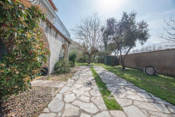 Lucciana – Villa 224 m² à 400 m de la mer – Parcelle 1 192 m²