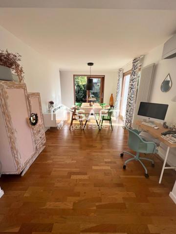 MAISON FAMILIALE 150 M² SUR TERRAIN DE 319 M² AVEC PISCINE