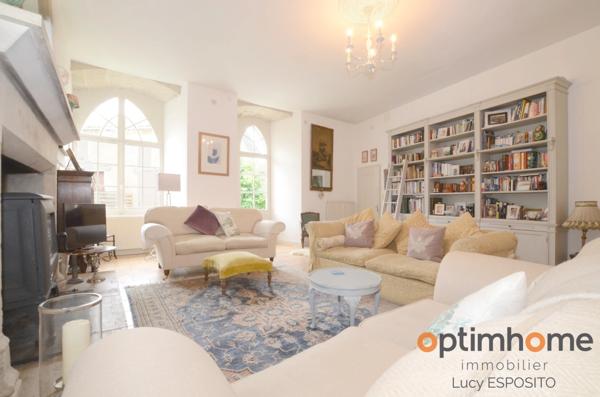 ✨ Rare Prieuré Historique au Cœur de Nanteuil-en-Vallée ✨