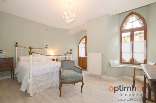 ✨ Rare Prieuré Historique au Cœur de Nanteuil-en-Vallée ✨