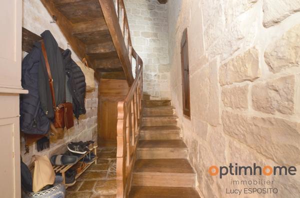 ✨ Rare Prieuré Historique au Cœur de Nanteuil-en-Vallée ✨