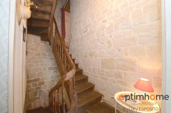 ✨ Rare Prieuré Historique au Cœur de Nanteuil-en-Vallée ✨