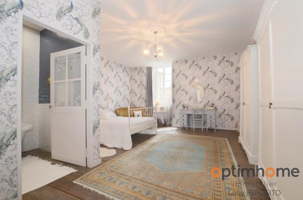 ✨ Rare Prieuré Historique au Cœur de Nanteuil-en-Vallée ✨