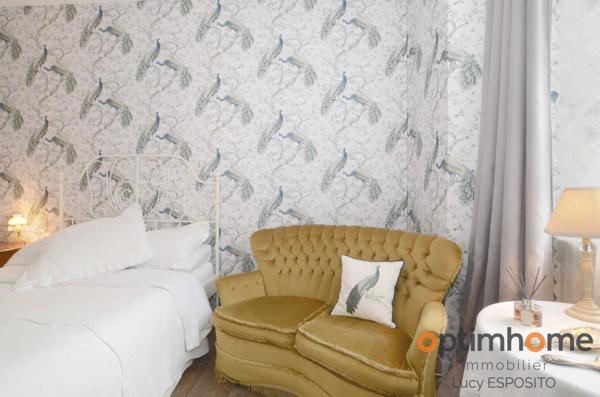 ✨ Rare Prieuré Historique au Cœur de Nanteuil-en-Vallée ✨