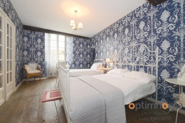 ✨ Rare Prieuré Historique au Cœur de Nanteuil-en-Vallée ✨