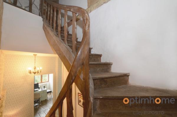 ✨ Rare Prieuré Historique au Cœur de Nanteuil-en-Vallée ✨