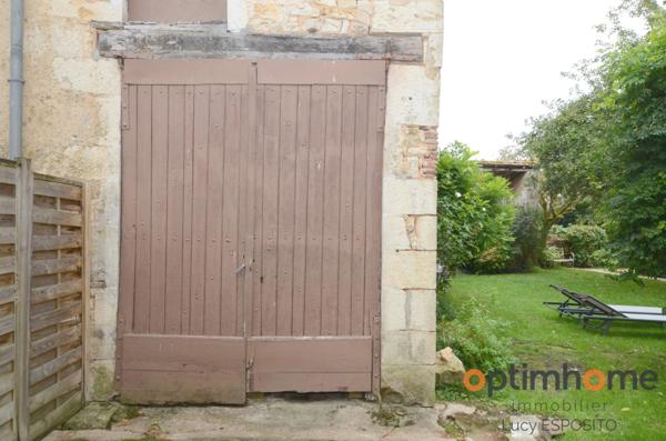 ✨ Rare Prieuré Historique au Cœur de Nanteuil-en-Vallée ✨