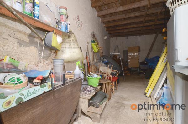 ✨ Rare Prieuré Historique au Cœur de Nanteuil-en-Vallée ✨