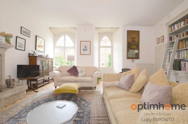 ✨ Rare Prieuré Historique au Cœur de Nanteuil-en-Vallée ✨