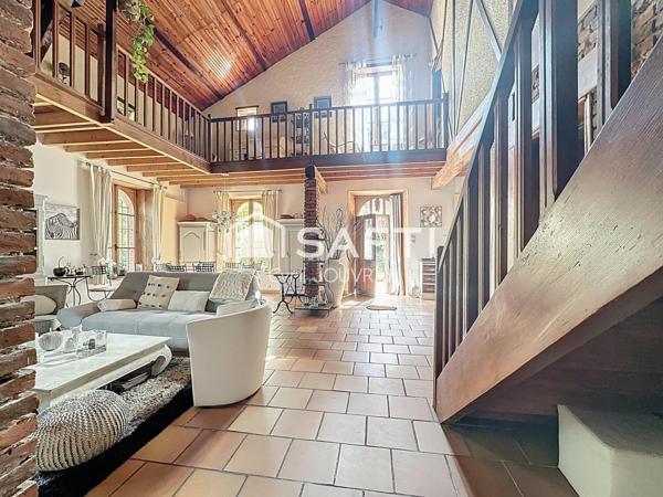 Maison cinq chambres à cinq 10 minutes de Lafrancaise