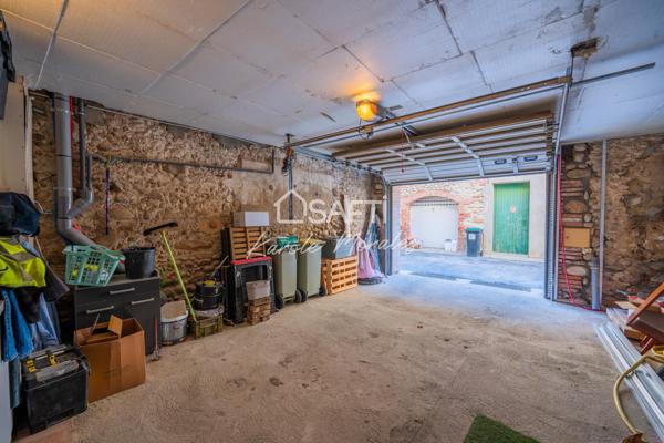 CORNEILLA LA RIVIERE, MAISON TRAVERSANTE DE VILLAGE AVEC GRAND GARAGE ET TERRASSE!
