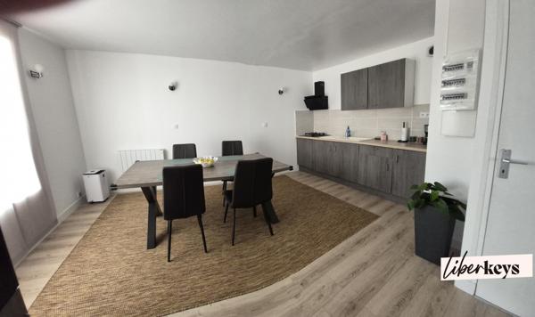 Liberkeys vous propose en exclusivité Jolie maison en pierre situé entre Collinée et St Gilles du Mené