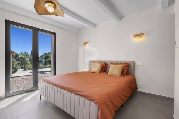 Luxueuse propriété à vendre dans le prestigieux quartier de Castellaras