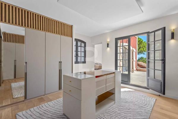 Luxueuse propriété à vendre dans le prestigieux quartier de Castellaras