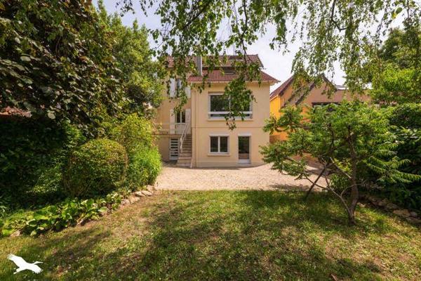 Maison à vendre 686 500 € Montmorency 6 p 159 m² DPE D