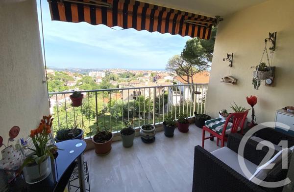 Appartement à vendre  2 pièces - 59,78 m 2   VENCE  - 06