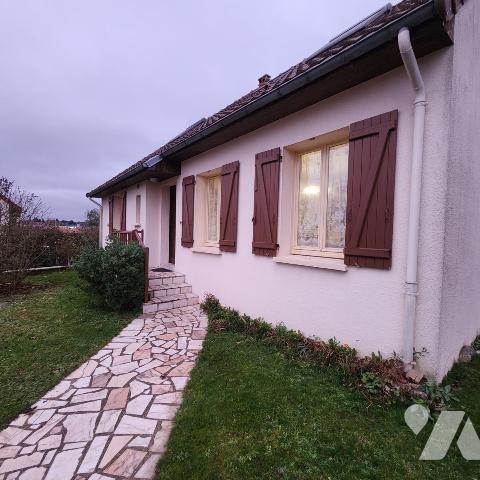 Maison familiale sur sous-sol total, Lotissement calme, proche centre-ville