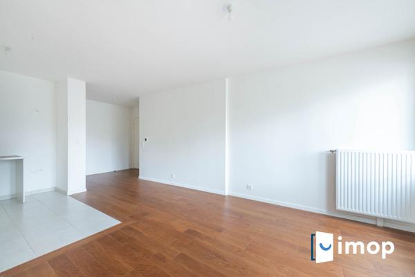 T2 jamais habité avenue de Paris Viroflay