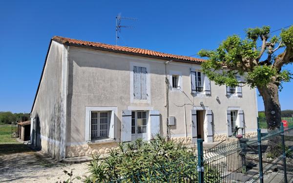 Maison à vendre    4 pièces •  Ribagnac