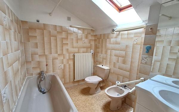 Maison à vendre    4 pièces •  Ribagnac