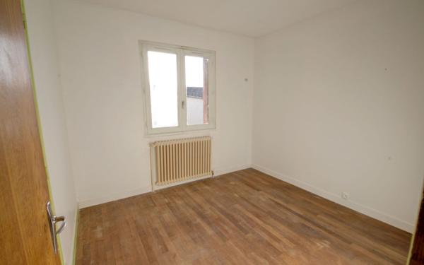 Maison à vendre    5 pièces • 118 m2 Ingré