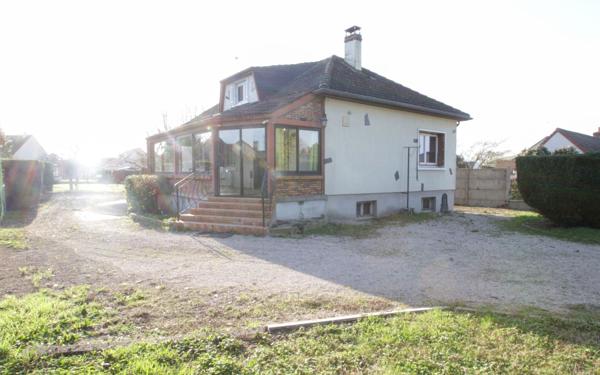 Maison à vendre    5 pièces • 118 m2 Ingré