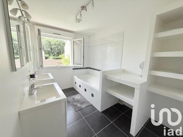 Maison à vendre 6 pièces 149 m² Saint-Brice-sous-Forêt