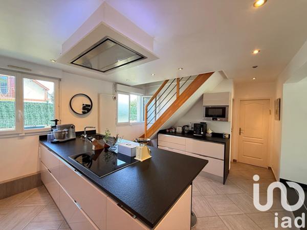 Maison à vendre 6 pièces 149 m² Saint-Brice-sous-Forêt