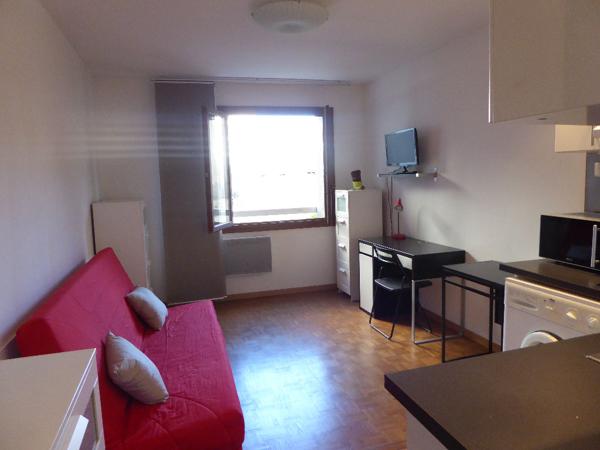 Location appartement près de MARSEILLE - 1 pièce(s) - 18 m² - 500 €/mois